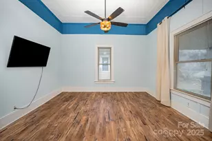 305 S Gaston St, Dallas, NC 28034 - Photo 24