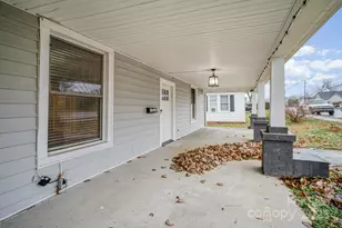 305 S Gaston St, Dallas, NC 28034 - Photo 10