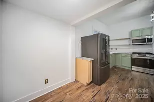 305 S Gaston St, Dallas, NC 28034 - Photo 16