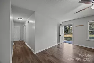 250 Douglas St, Salisbury, NC 28144 - Photo 6