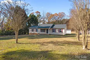 250 Douglas St, Salisbury, NC 28144 - Photo 2