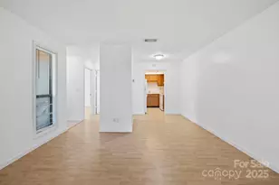 521 Courtwood Ln, Hendersonville, NC 28739 - Photo 8