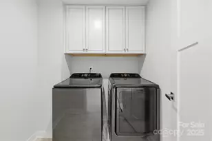 4711 Green Mountain Dr, Charlotte, NC 28215 - Photo 36