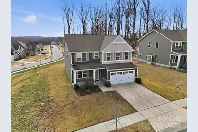 4711 Green Mountain Drive, Charlotte, NC 28215 - Photo 2