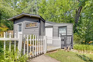 19 Timbers Edge Ln, Fairview, NC 28730 - Photo 10