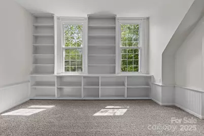 301 W Central Street, Maxton, NC 28364 - Photo 18