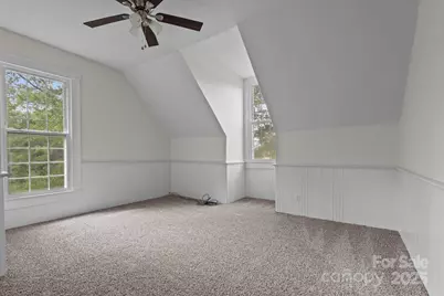 301 W Central Street, Maxton, NC 28364 - Photo 10