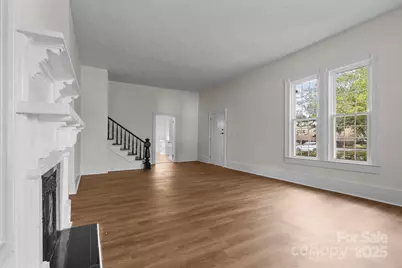 301 W Central Street, Maxton, NC 28364 - Photo 42