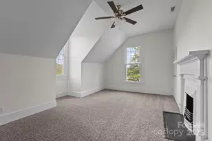 301 W Central St, Maxton, NC 28364 - Photo 6