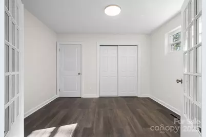 411 20th Avenue NE, Hickory, NC 28601 - Photo 28