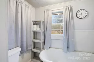 3235 Bee Mountain Rd, Lenoir, NC 28645 - Photo 16