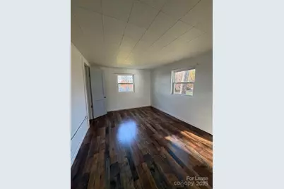 1711 Dickinson Road, Hickory, NC 28602 - Photo 10