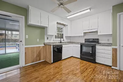 118 Brookmeade Drive, Statesville, NC 28625 - Photo 12