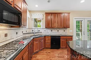 15026 Skypark Dr, Huntersville, NC 28078 - Photo 18