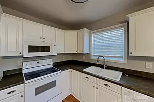 810 Caldwell St, Belmont, NC 28012 - Photo 4