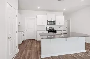 146 Apple Orchard Ct, Statesville, NC 28677 - Photo 10