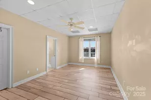 121 Pleasant Pointe Dr, Hickory, NC 28601 - Photo 32