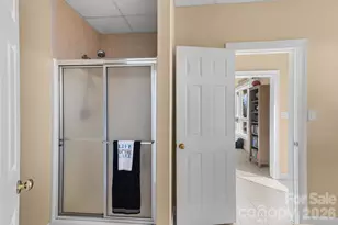 121 Pleasant Pointe Dr, Hickory, NC 28601 - Photo 34