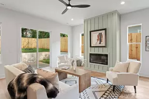 2413 Pruitt St, Charlotte, NC 28208 - Photo 14