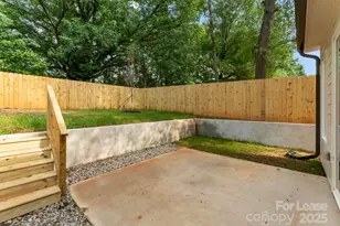 2413 Pruitt St, Charlotte, NC 28208 - Photo 6