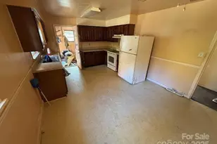 1411 Butler St, Winston Salem, NC 27107 - Photo 10