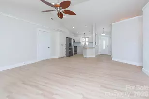 7 Mcgee Ridge Rd, Fairview, NC 28730 - Photo 4