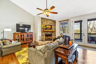 298 Hedgewood Dr, Tuckasegee, NC 28783 - Photo 6