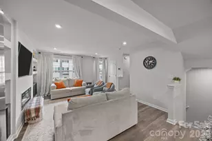 3044 Fiddlewood St, Charlotte, NC 28214 - Photo 10