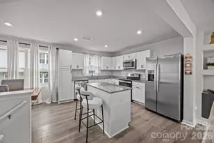 3044 Fiddlewood St, Charlotte, NC 28214 - Photo 12