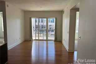 4620 Piedmont Row Dr, Charlotte, NC 28210 - Photo 4