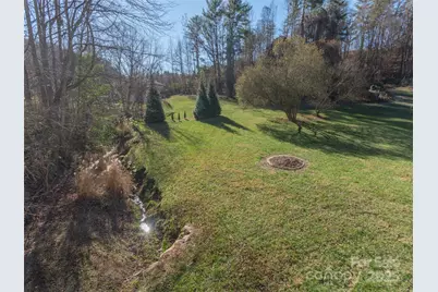 16 Southwood Drive, Weaverville, NC 28787 - Photo 2