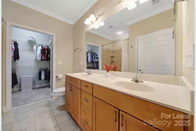 1000 E Woodlawn Road E, Charlotte, NC 28209 - Photo 8