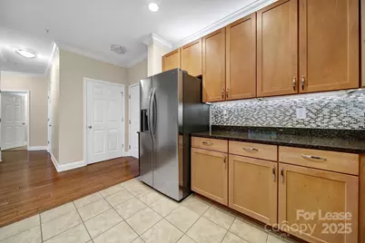 1000 E Woodlawn Road E, Charlotte, NC 28209 - Photo 6