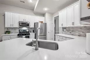 1006 Canopy Dr, Indian Trail, NC 28079 - Photo 10