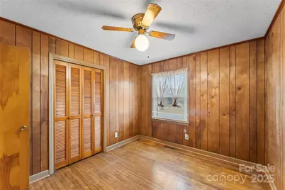 2580 Sweetbriar Circle, Lenoir, NC 28645 - Photo 14