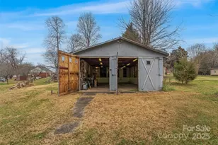 2580 Sweetbriar Cir, Lenoir, NC 28645 - Photo 30