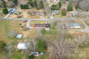 2580 Sweetbriar Cir, Lenoir, NC 28645 - Photo 36