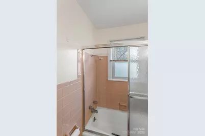 2580 Sweetbriar Circle, Lenoir, NC 28645 - Photo 16