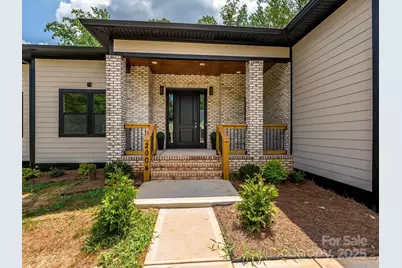 2004 Plain Field Drive, Bessemer City, NC 28016 - Photo 2