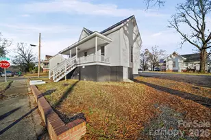 526 Graham St, Albemarle, NC 28001 - Photo 8