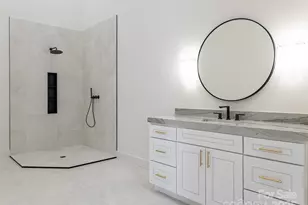 51 Bridgeway Dr, Candler, NC 28715 - Photo 32