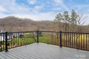 51 Bridgeway Dr, Candler, NC 28715 - Photo 16