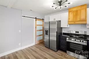 342 N Cleghorn St, Rutherfordton, NC 28139 - Photo 4