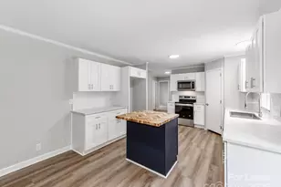 1219 Foxlaire Dr, Denver, NC 28037 - Photo 8