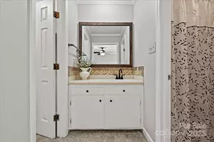 305 Virginia Ave, Cheraw, SC 29520 - Photo 10