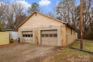 784 Crestmont Dr SE, Concord, NC 28025 - Photo 40