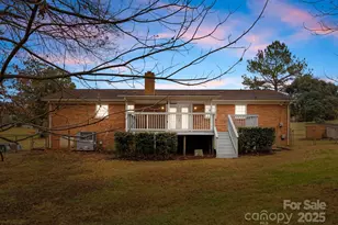 784 Crestmont Dr SE, Concord, NC 28025 - Photo 2