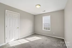 1533 Hollow Maple Dr, Charlotte, NC 28216 - Photo 20