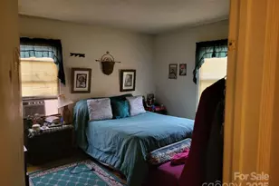 6801 Somersworth Dr, Charlotte, NC 28215 - Photo 6