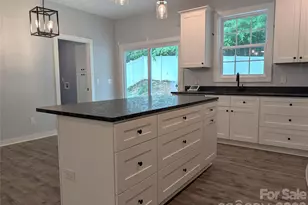 1329 Columbus St, Albemarle, NC 28001 - Photo 8